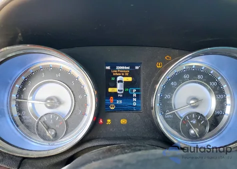 2014 Chrysler 300 from USA, damaged, VIN 2C3CCAAGXEH289188